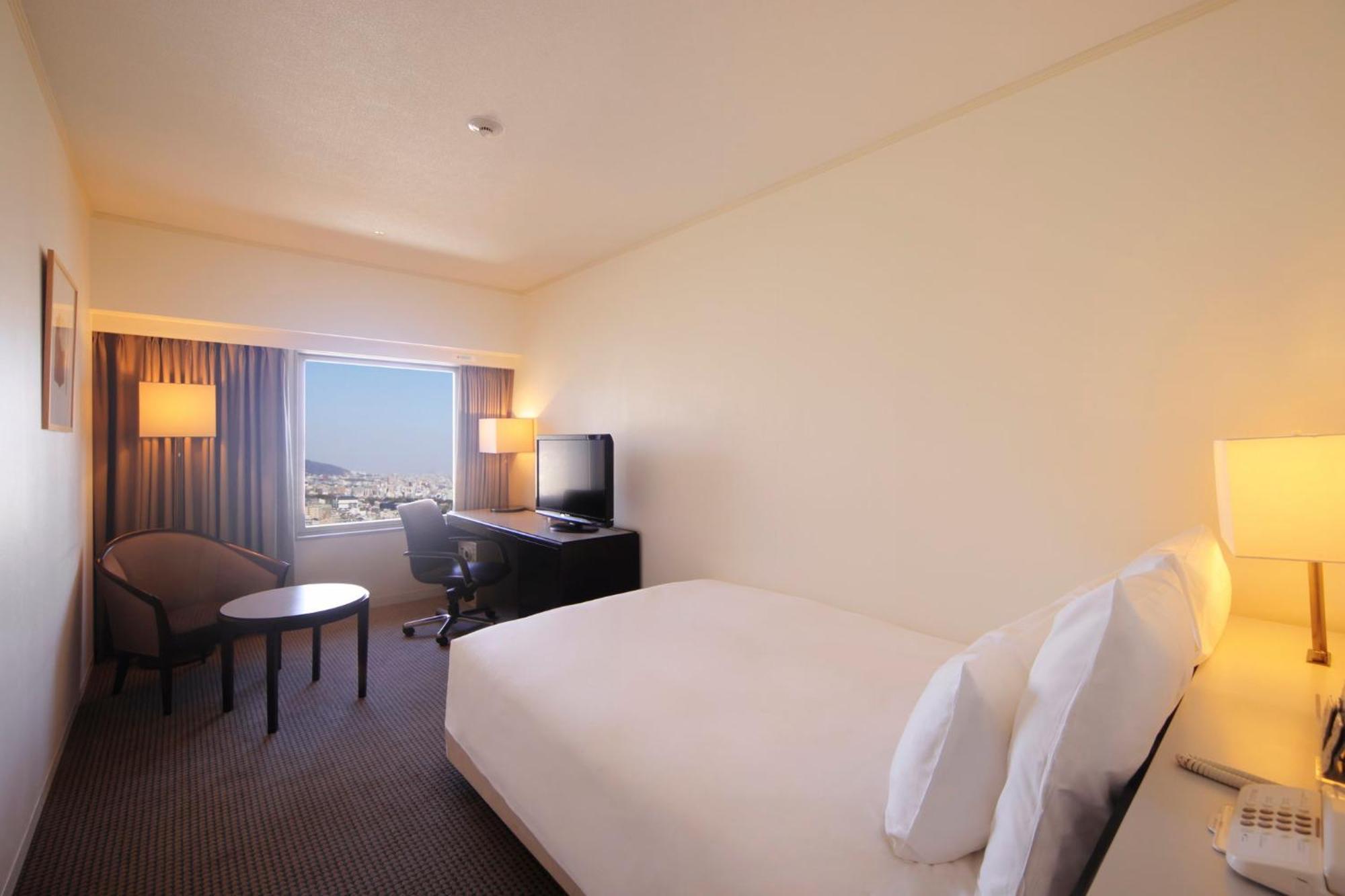 Ana Crowne Plaza Kobe By Ihg Hotel Buitenkant foto